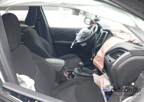 2019 Jeep Cherokee Latitude 4X4 from USA, damaged, VIN 1C4PJMCB8KD489629